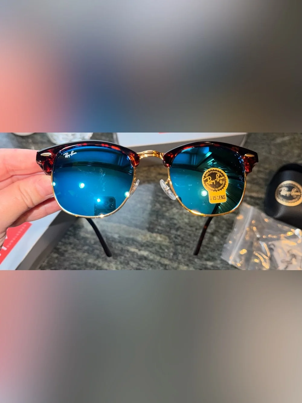 RAY-BAN Clubmaster blue mirror lense/tortoise frames NEW IN BOX - Picture 2 of 7